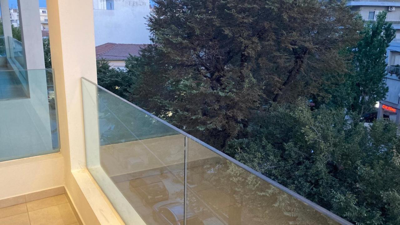 Bright Luxury Apt. Volos Eksteriør billede